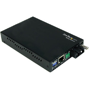 StarTech.com Gigabit Ethernet Single Mode Fiber Media Converter SC 40 km - 1000 Mbps