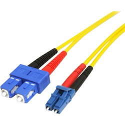 StarTech.com 7m Fiber Optic Cable - Single-Mode Duplex 9/125 - LSZH - LC/SC - OS1 - LC to SC Fiber Patch Cable