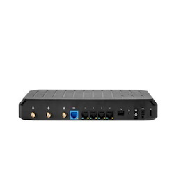 Cradlepoint E300 Branch Enterprise Router, Cat 7 Lte, Essential Plan, 2X Sma Cellular Connectors, 5X GbE RJ45 Ports, Dual Sim, 3 Year NetCloud