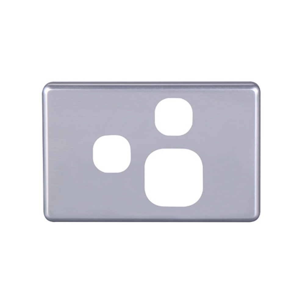 4Cabling 4C | Classic Single Power Point With Extra Switch Cover Plate - Horizontal - Silver