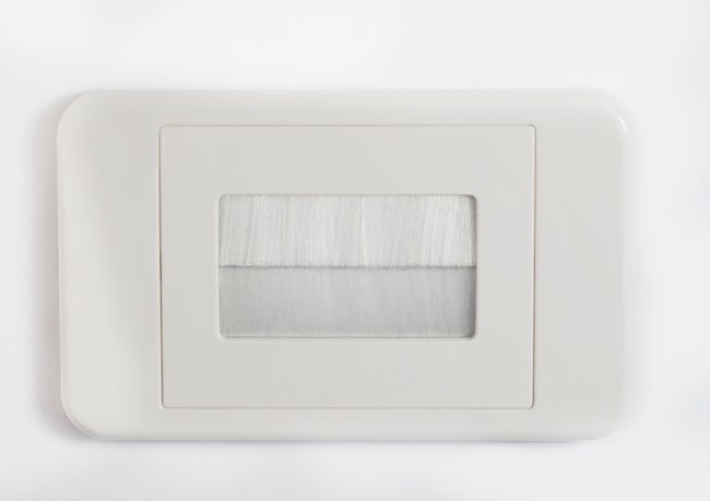 4Cabling Brush Wall Plate - White