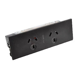 Elsafe: Qikfit Dual Auto Switched Power Outlet - 2 X Gpo: Black