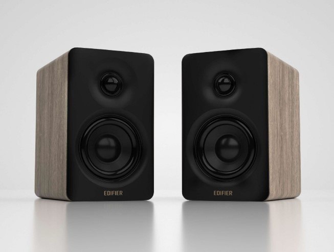 Edifier M60 Classic Oak Product Deck | M Series Speakers