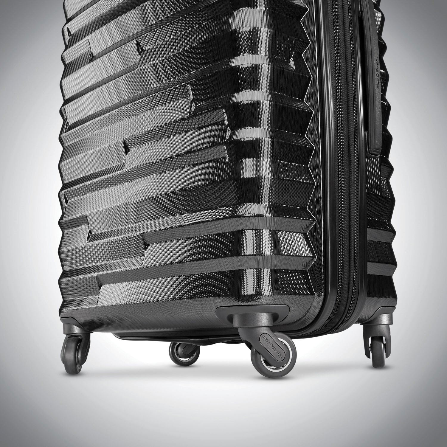 Samsonite Spinner Carry-On