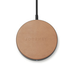 Alogic Journey MagSafe Compatible Wireless Charger - Tan